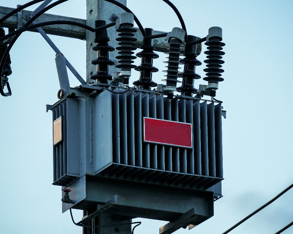 SMPS vs. Linear Transformer DC Power Supply: Pros and Cons